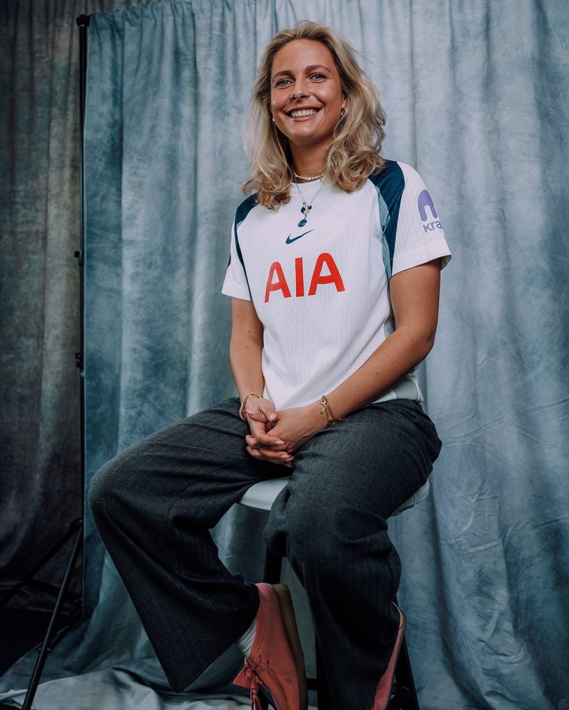 Olivia Holdt signed a new contract